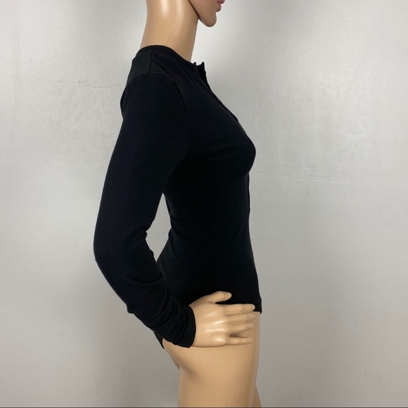 NEW REFORMATION BLACK BUTTON FRONT BODYSUIT - Picture 5 of 8